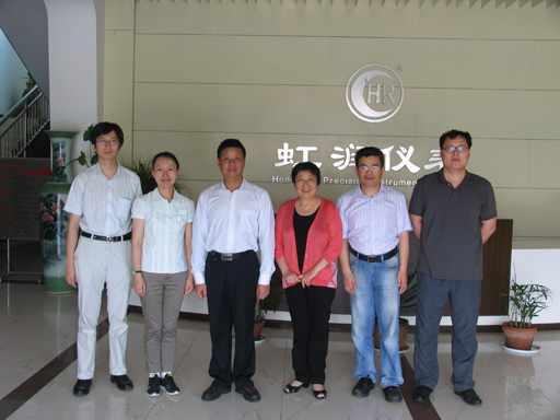 上海理工大学领导、教授一行考察虹润公司