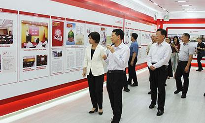 福建省政协副主席黄玲调研虹润公司